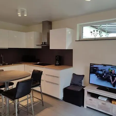 דירה Comfortable In - 38 Sqm - Terrace *
